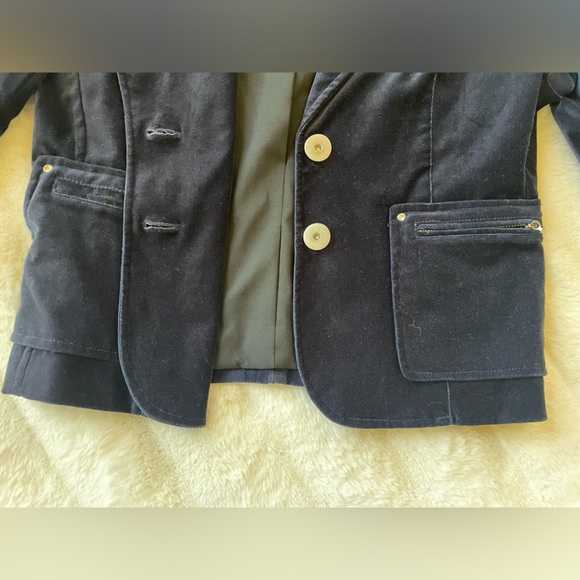 Cache Jacket. - Picture 3 of 9